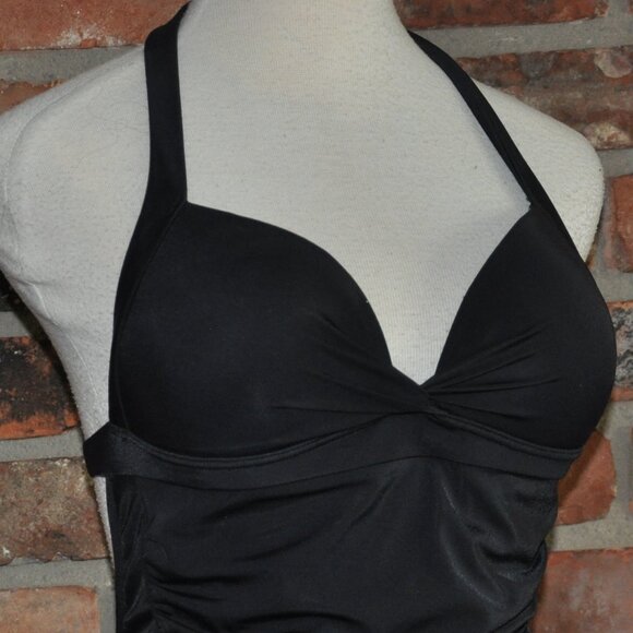 VICTORIA'S SECRET Twist Halter Tummy Control One-Piece Ruched Swim Bathing Suit - Picture 6 of 14